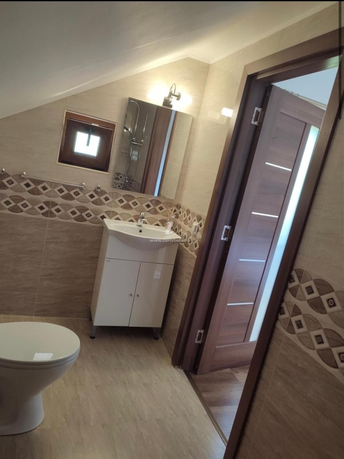 Orlat Casa De Vacanta מראה חיצוני תמונה
